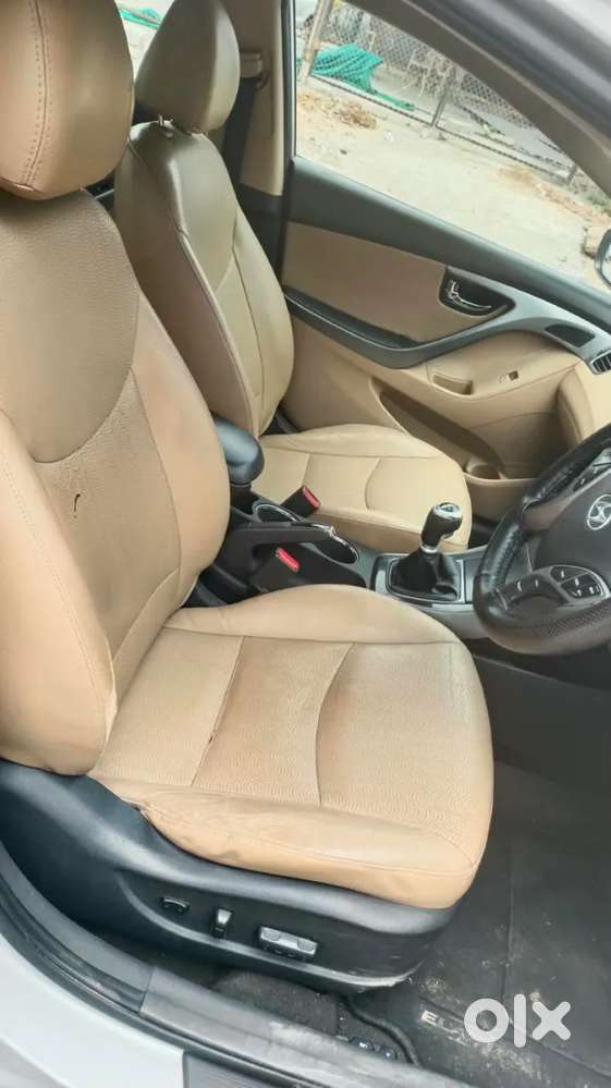 Hyundai Elantra 1.8 Sx Mt, 2012, Petrol