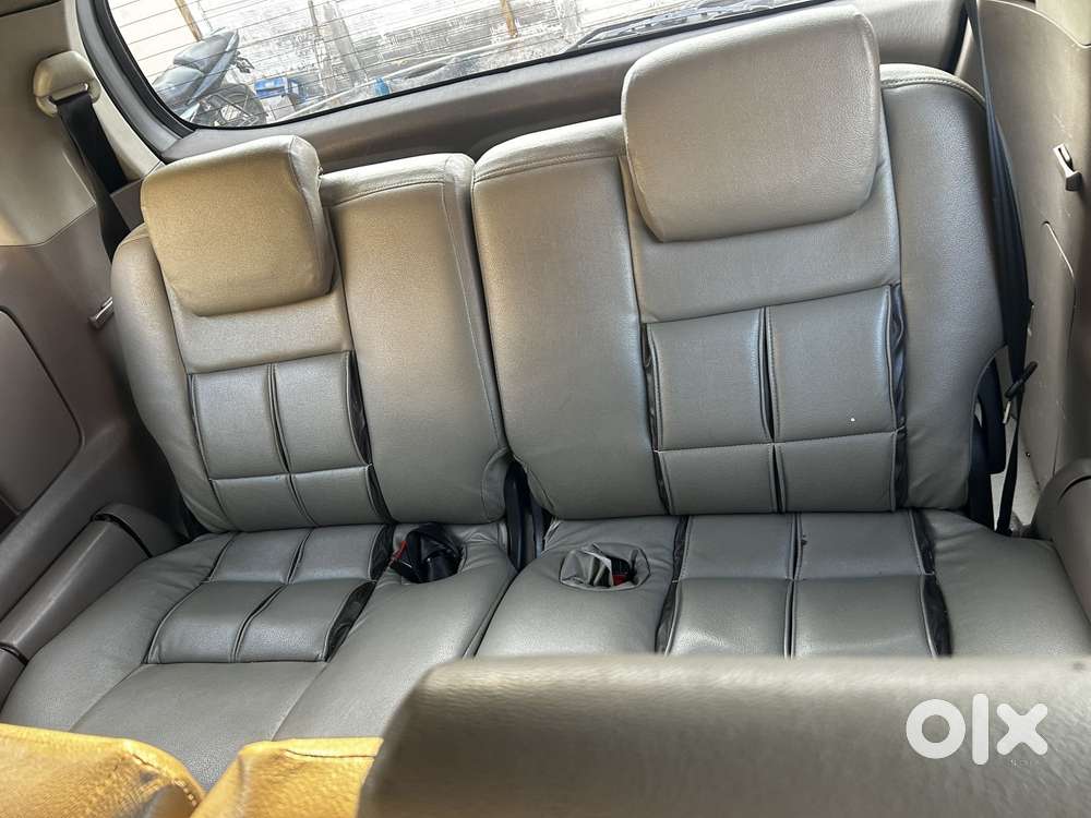 Toyota Innova 2.5 G (diesel) 8 Seater, 2015, Diesel