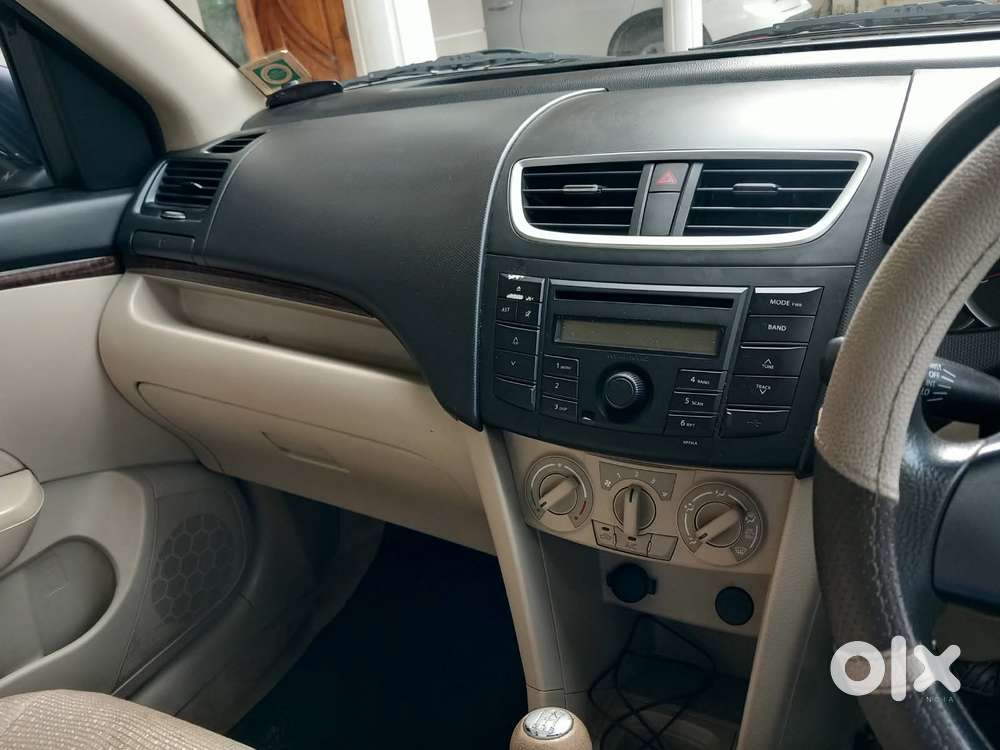 Maruti Suzuki Swift Dzire 1.2 Vxi Bsiv, 2014, Petrol