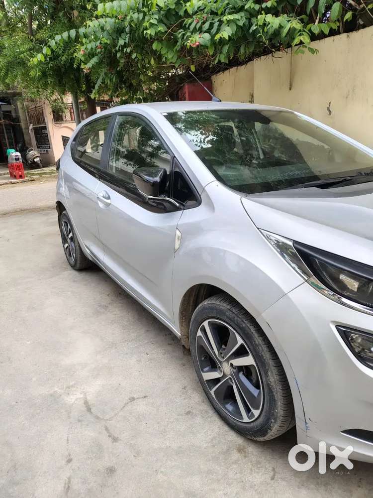 Tata Altroz 2020 Petrol 23000 Km Driven