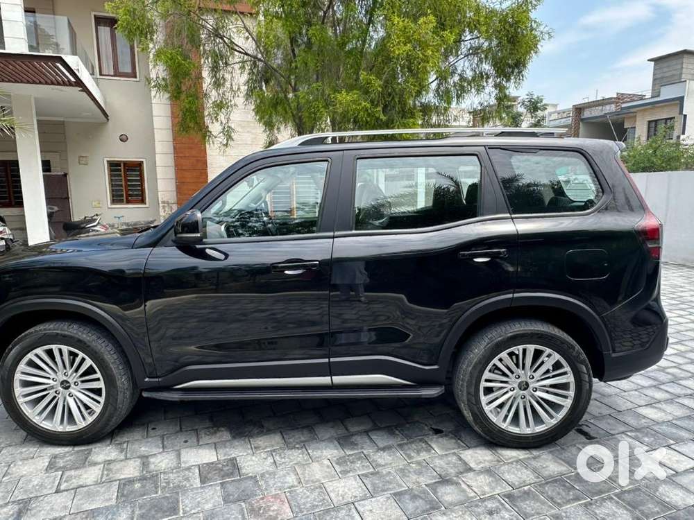 Mahindra Scorpio N Automatic Pb09