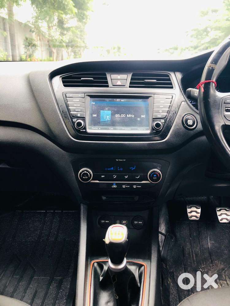 Hyundai I20 Active Sx Petrol, 2016, Petrol