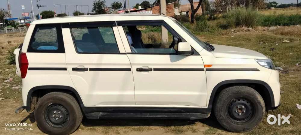 Bolero Neo N8 Super Condition Non Accidental Fresh Gadi Hai