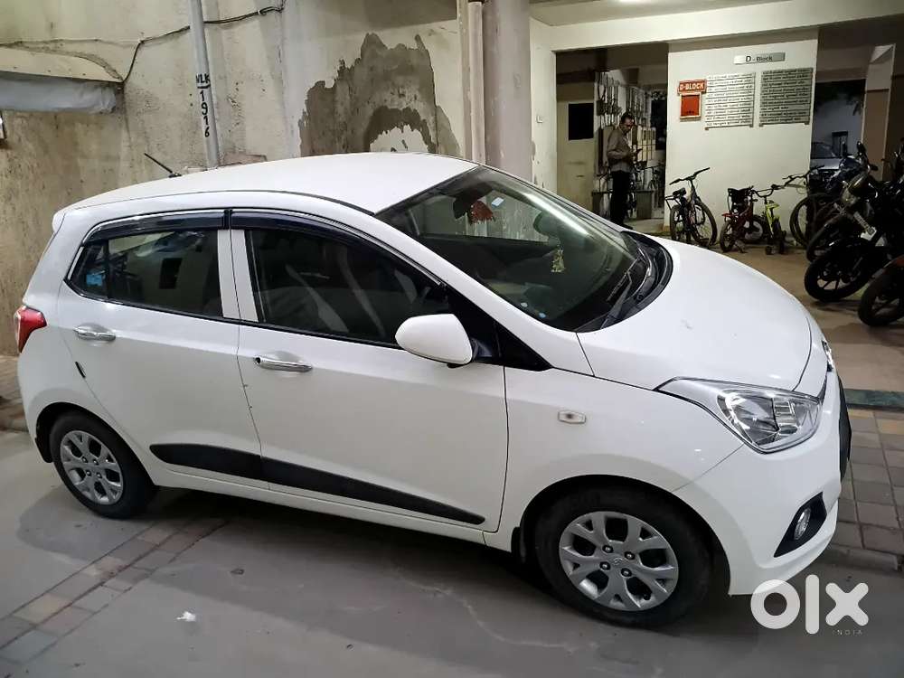 Hyundai Grand I10 2016 Petrol Well Maintained