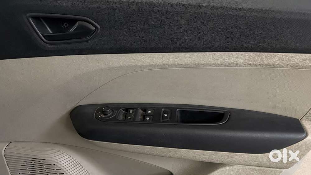 Renault Triber Rxt, 2019, Petrol