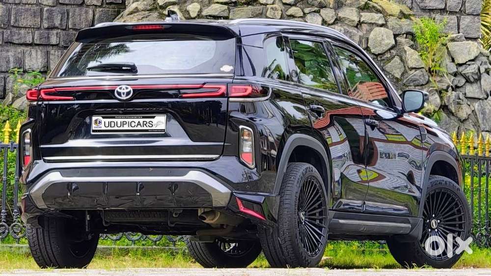 Toyota Urban Cruiser Hyryder 1.5 V Hybrid, 2025, Petrol