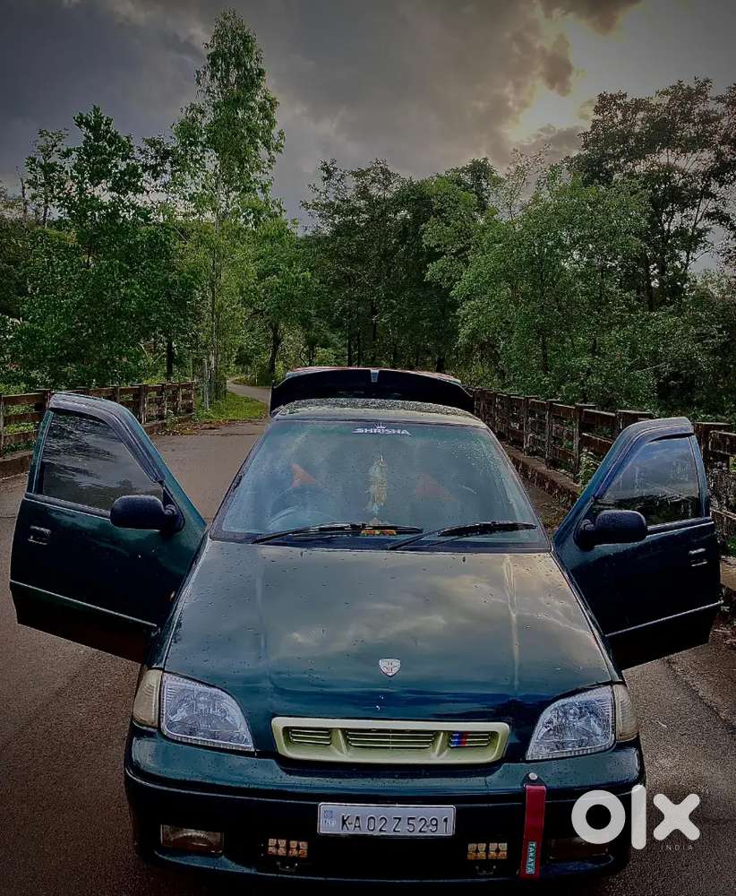 Maruti Suzuki Esteem 2002