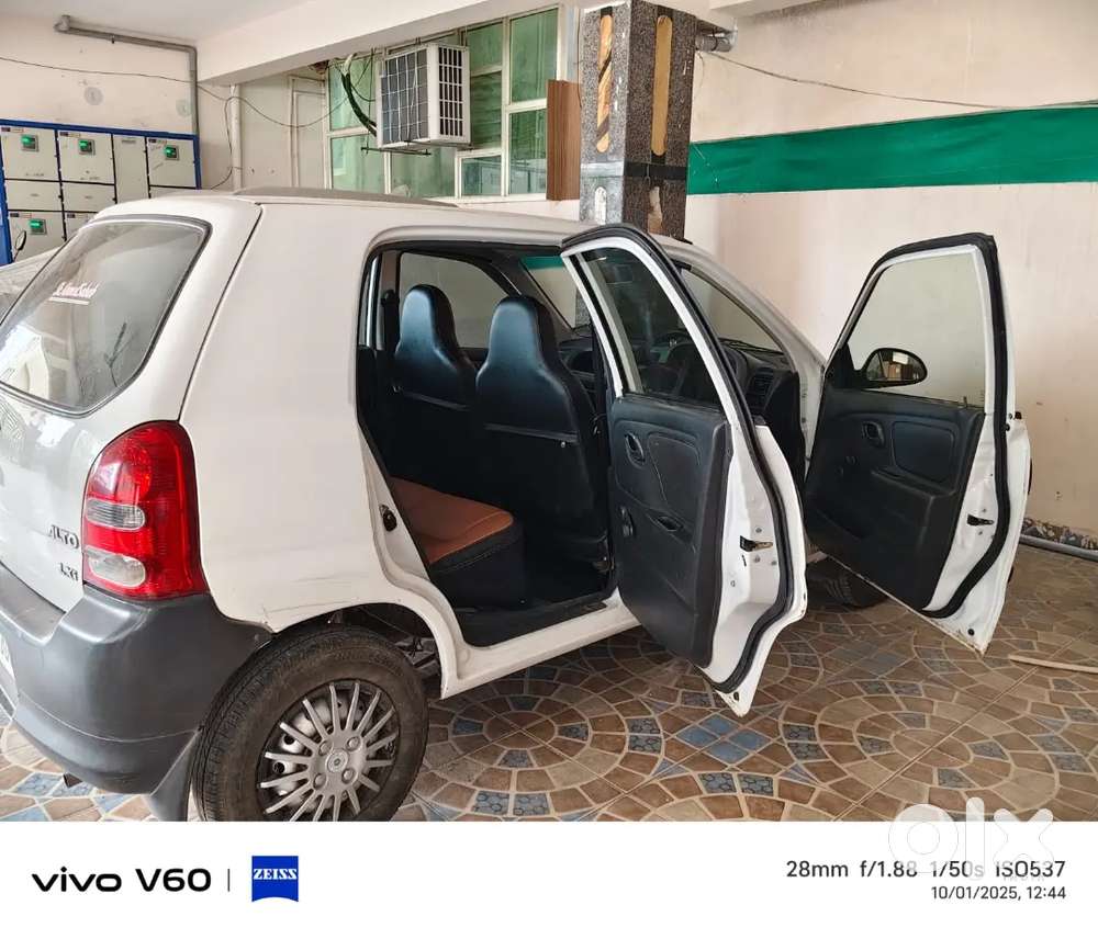 Maruti Suzuki Alto 2012 Petrol 100000 Km Driven
