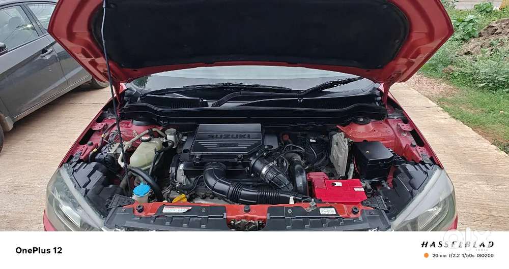 2016 Maruti Suzuki Brezza Zdi+ Dual Tone