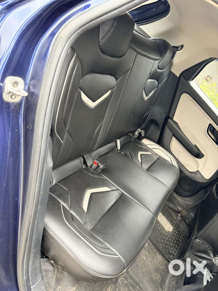 Tata Altroz 1.2 Xm Plus, 2022, Petrol