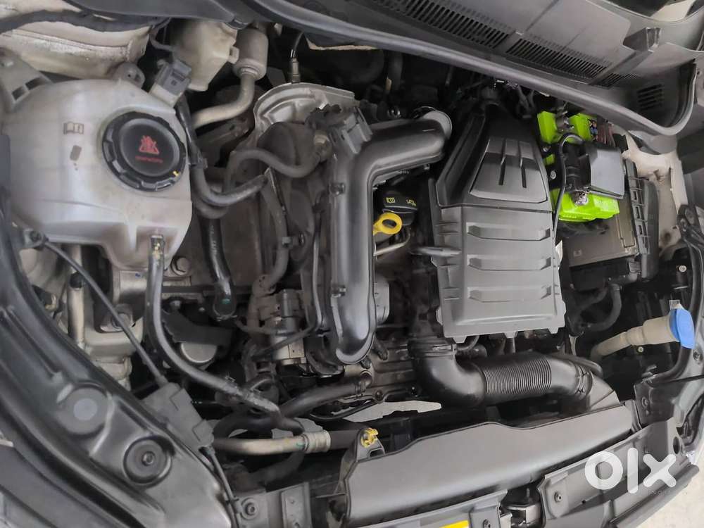 Volkswagen Taigun 1.0 Tsi Highline At, 2022, Petrol