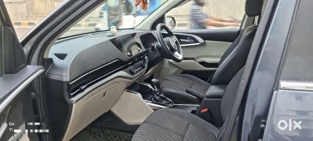 Kia Carens 2022 Petrol Well Maintained