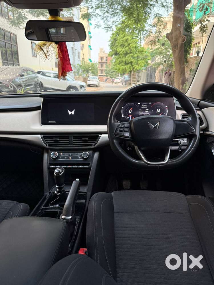 Mahindra Xuv700 2.2 Ax 5 Diesel Mt Str, 2021, Diesel