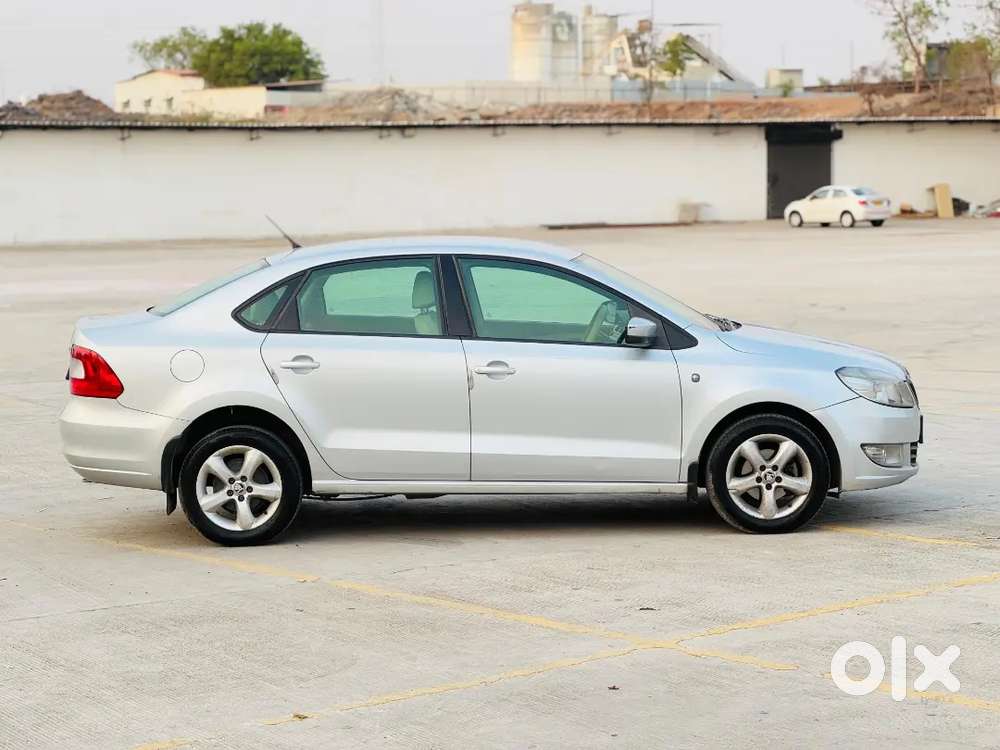Skoda Rapid  2015