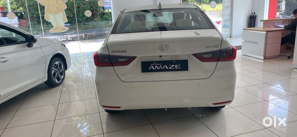 Honda Amaze Petrol At 2016 Model