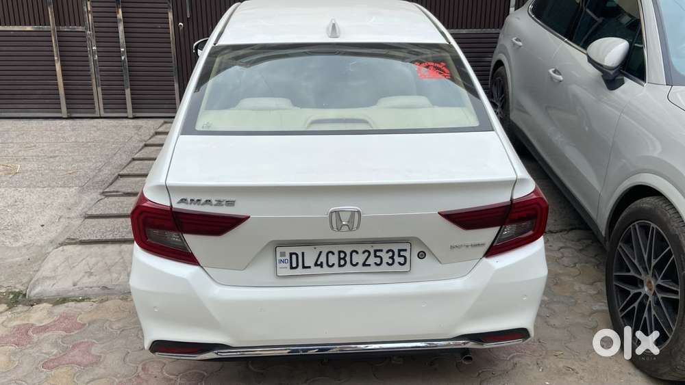 2023 Model Genuine Car Less Driven Everything Orignal No Dealer