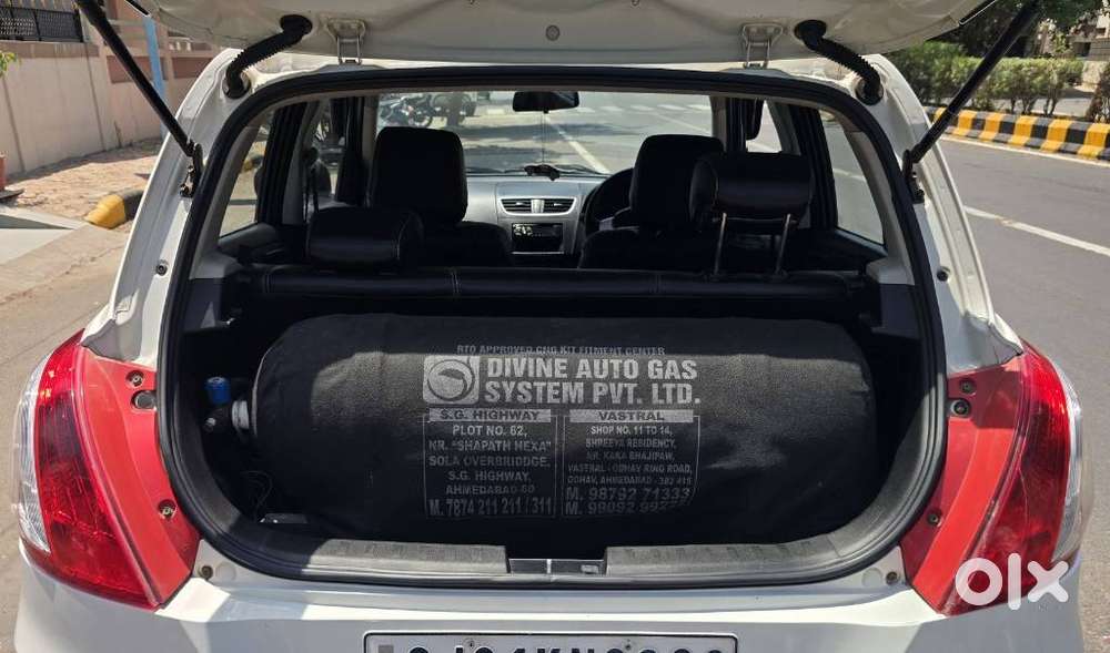 Maruti Suzuki Swift Vxi Cng, 2012, Cng & Hybrids