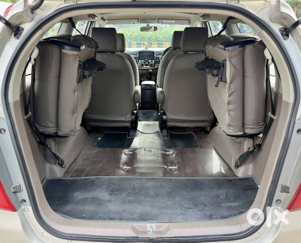 Toyota Innova 2.5 Gx (diesel) 7 Seater Bs Iv, 2015, Diesel