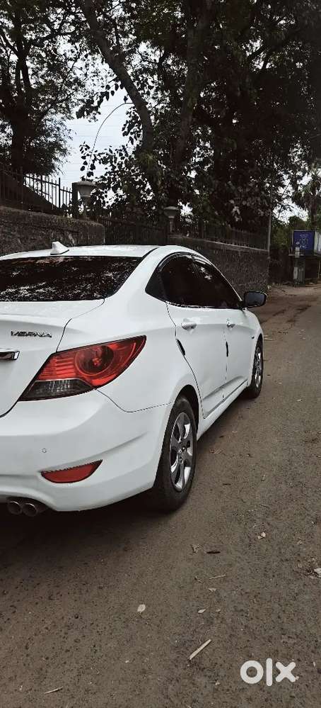 Hyundai Verna 1.6 Vtvt 2012