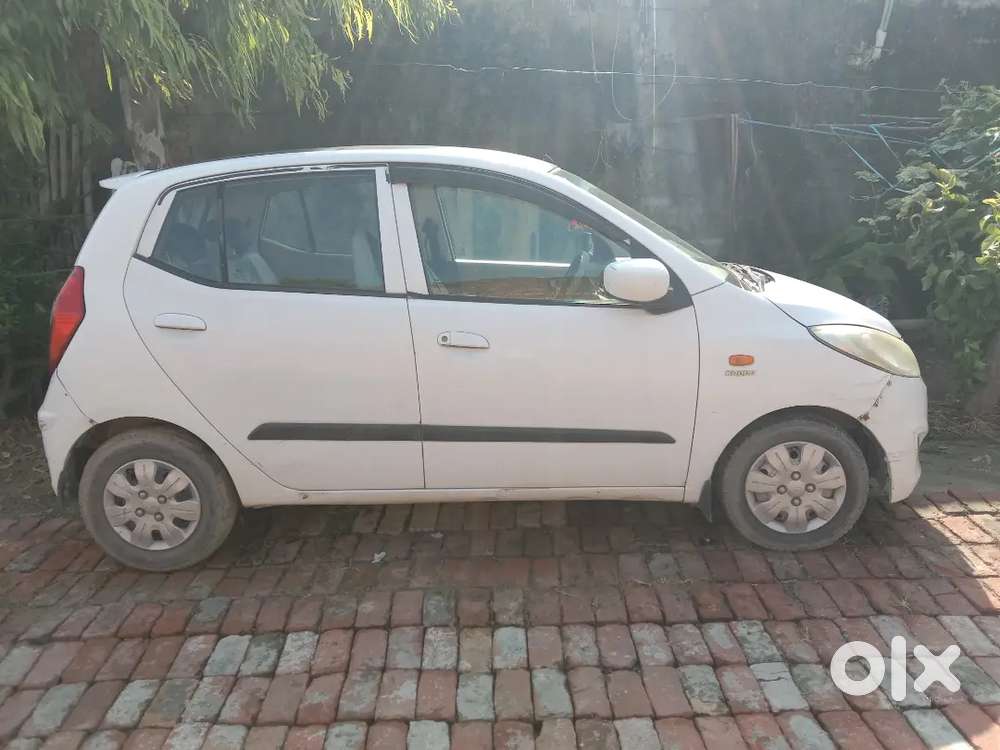 Hyundai I10 Sportz Petrol 2010