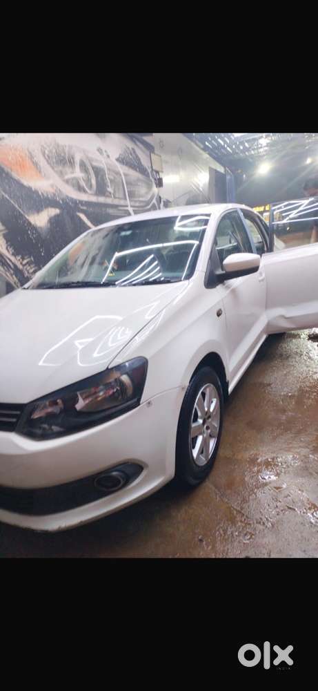Volkswagen Vento Petrol 2011