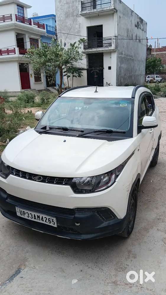Kuv Mahindra White 2016 Modal Good Condition