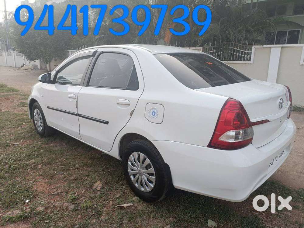 Maruti Suzuki Dzire 1.2 Zxi, 2017, Petrol