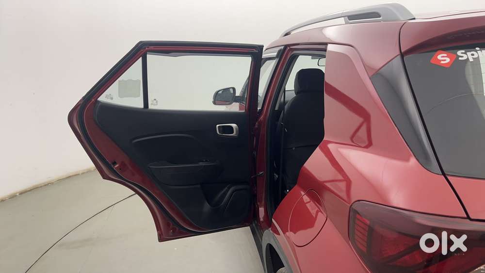 Hyundai Venue 1.2 S Plus, 2021, Petrol