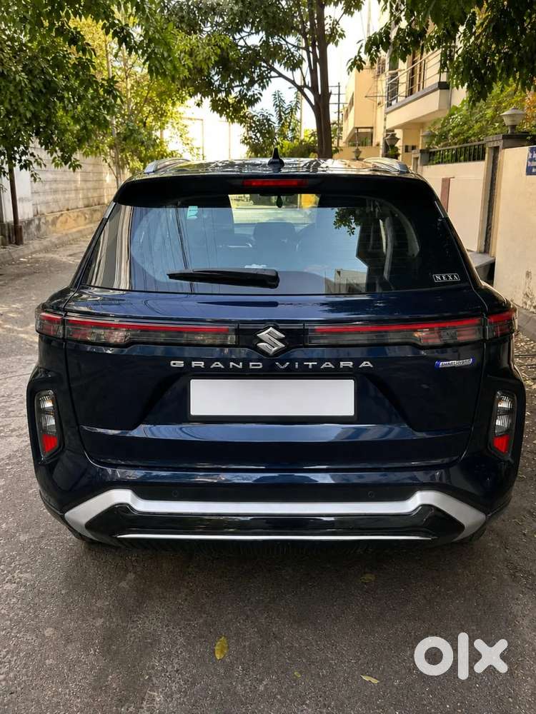 Maruti Suzuki Grand Vitara Alpha Smart Hybrid, 2025, Petrol