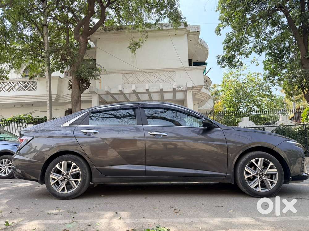 Hyundai Verna 2023 Petrol Well Maintained