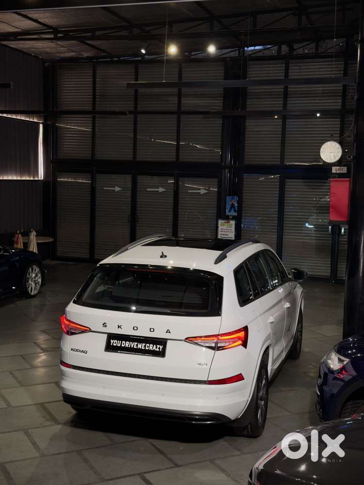 Skoda Kodiaq 2.0 Sportline Tsi Dsg, 2023, Petrol