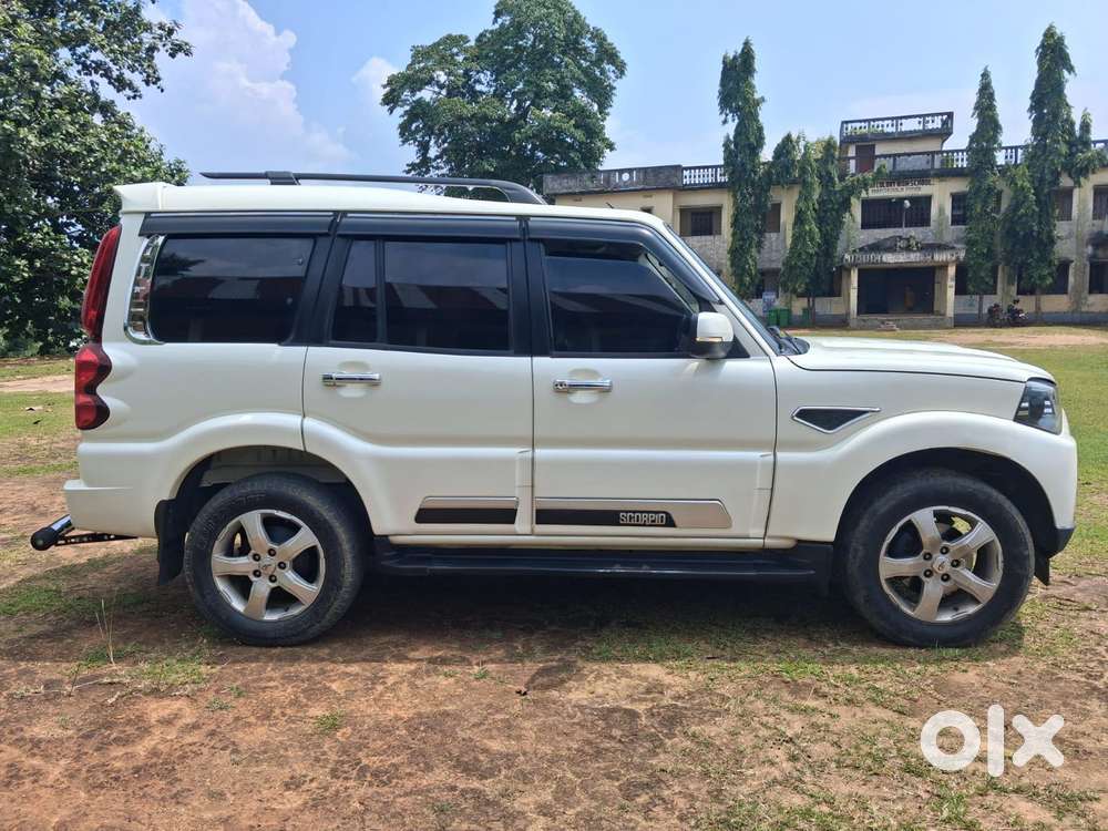 Mahindra Scorpio S11 Mt 7s, 2020, Cng & Hybrids