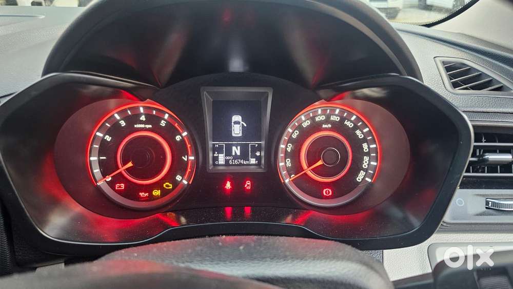 Mahindra Xuv300 1.2 W6 Amt Petrol, 2023, Petrol