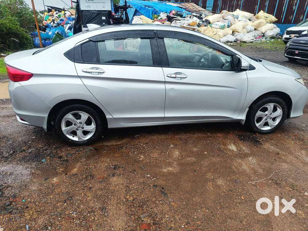 Honda City V Mt, 2014, Petrol