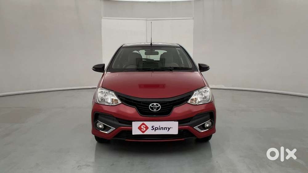 Toyota Etios Liva Vx Dual Tone, 2017, Petrol