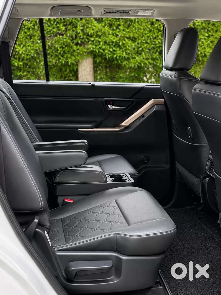 Maruti Suzuki Invicto Alpha Plus 7str, 2024, Petrol