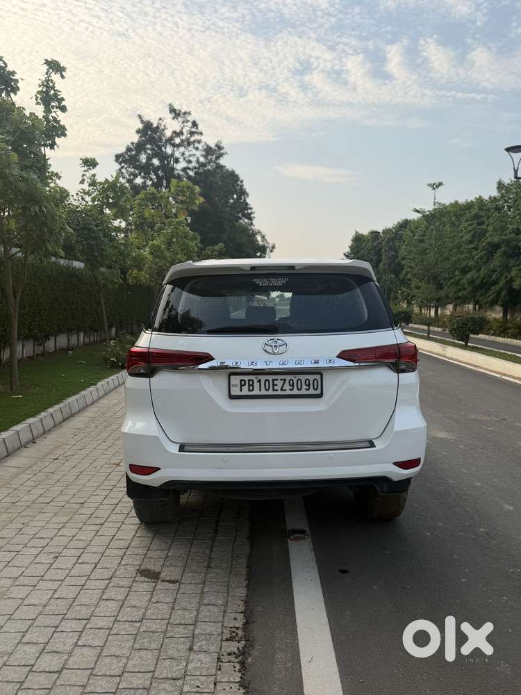 Toyota Fortuner 2.8 2wd At, 2016, Diesel