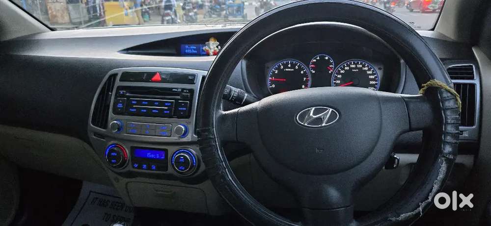 I20 Petrol 53000 Km (hyundai Original Company Record You Can Check)
