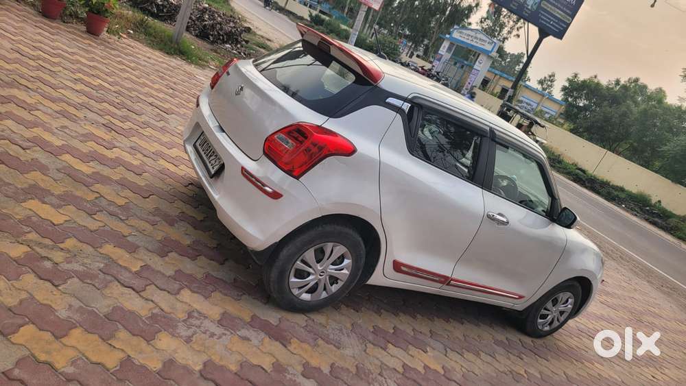 Maruti Suzuki Swift Vxi + Manual, 2018, Petrol