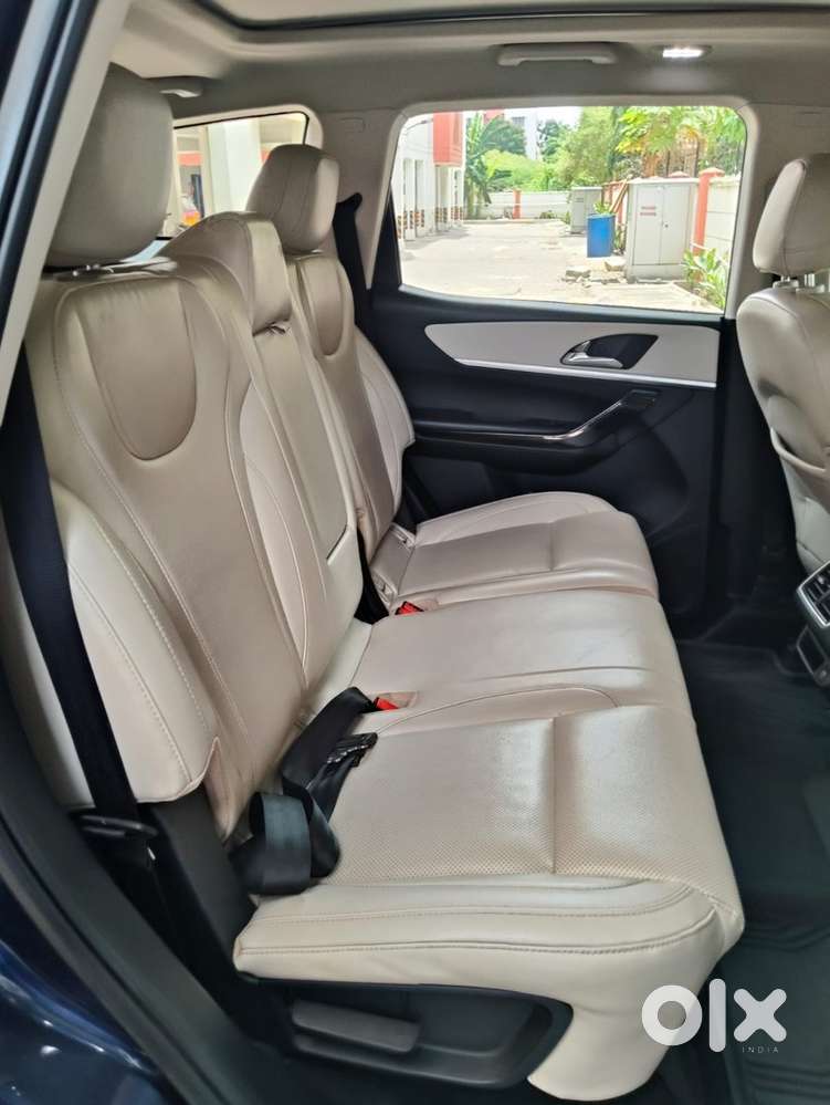 Mahindra Xuv700 Diesel 2025