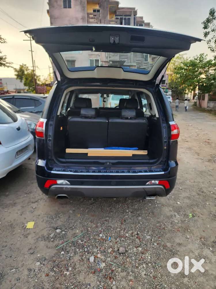 Tata Hexa 2018 Diesel 83000 Km Driven Ertiga Seven Seater