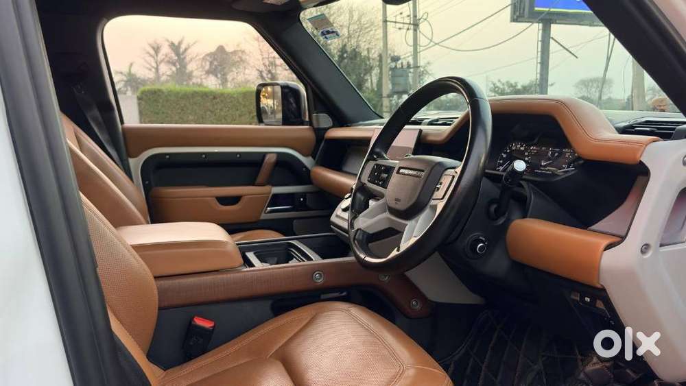 Land Rover Defender 3.0 L 130 Hse, 2023, Diesel