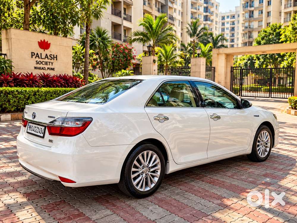 Toyota Camry Hybrid 2.5, 2015, Petrol