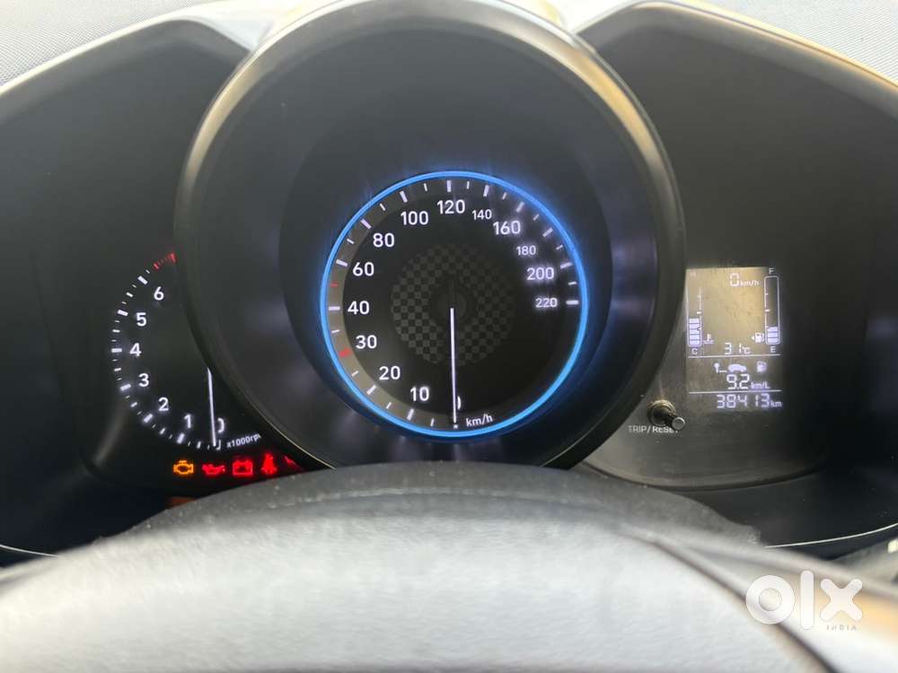 Hyundai Venue Feb 2022 Petrol Well Maintained