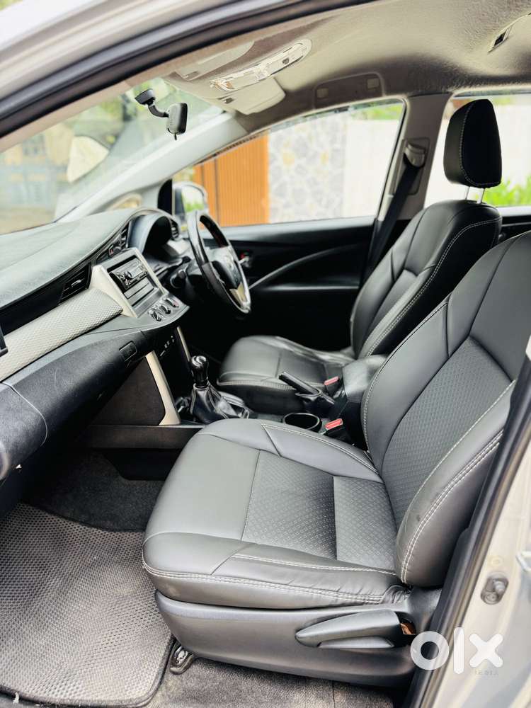 Toyota Innova Crysta 2.4 G Mt, 2017, Diesel