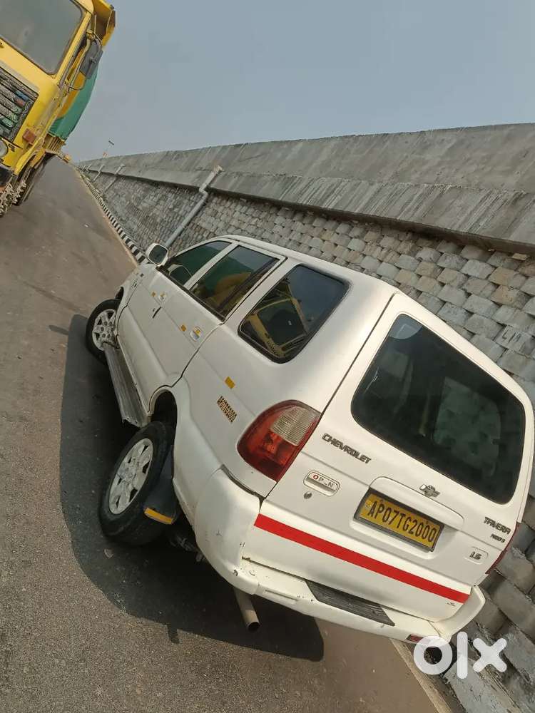 Chevrolet Tavera Neo 2015 Diesel Good Condition