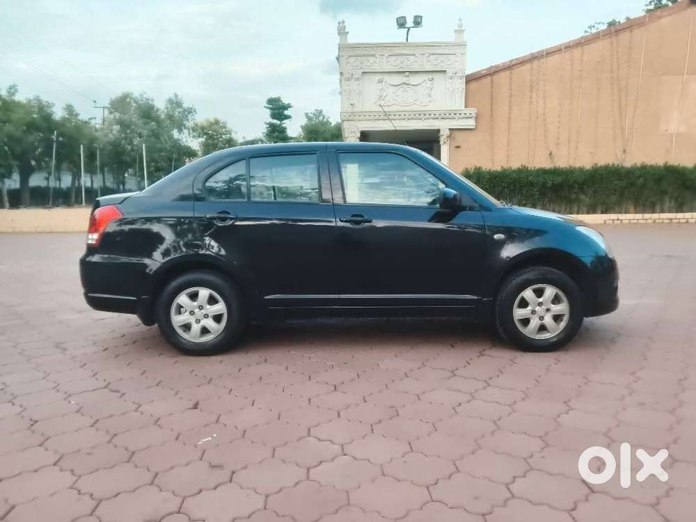 Maruti Suzuki Dzire 1.2 Zxi, 2010, Petrol