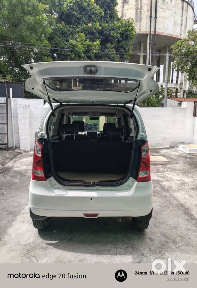 Maruti Suzuki Wagon R 1.0 Vxi Amt, 2015, Petrol