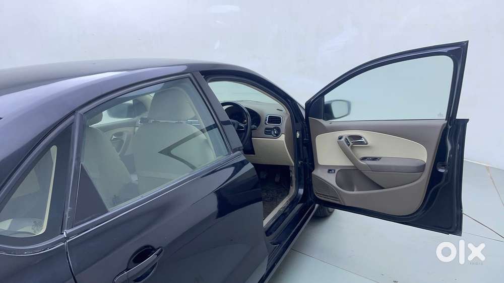 Skoda Rapid 1.6 Mpi Ambition, 2015, Petrol