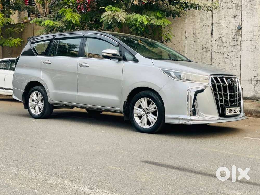 Toyota Innova Crysta 2.8z Automatic, 2016, Diesel